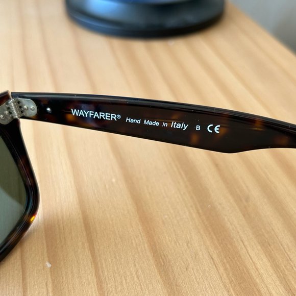 Original Wayfarer Classic Sunglasses in Tortoise Green - Picture 3 of 10